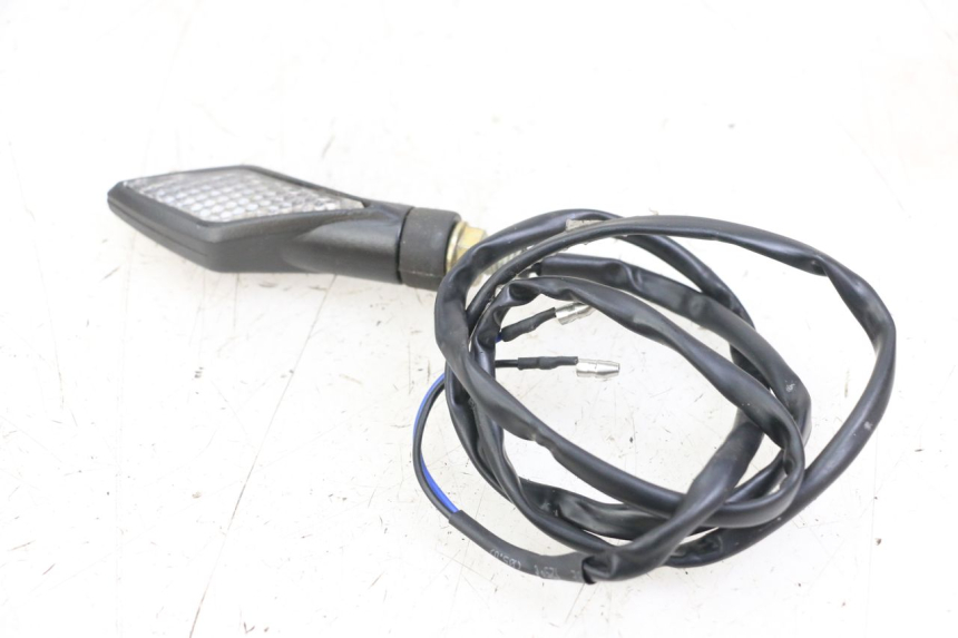 photo de TRASERO DERECHO INTERMITENTE VENT DERAPAGE 50 (2018 - 2023)