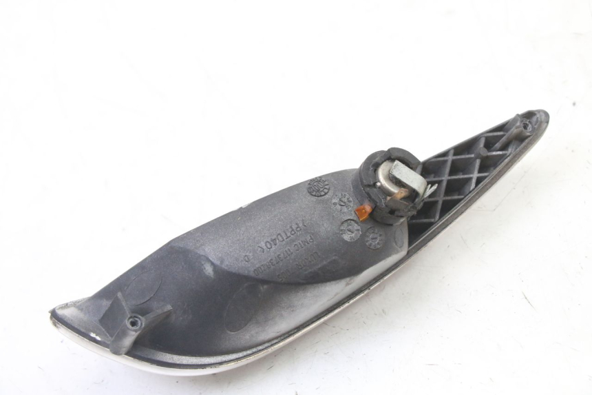 photo de TRASERO DERECHO INTERMITENTE PEUGEOT ELYSEO 125 (1999 - 2004)