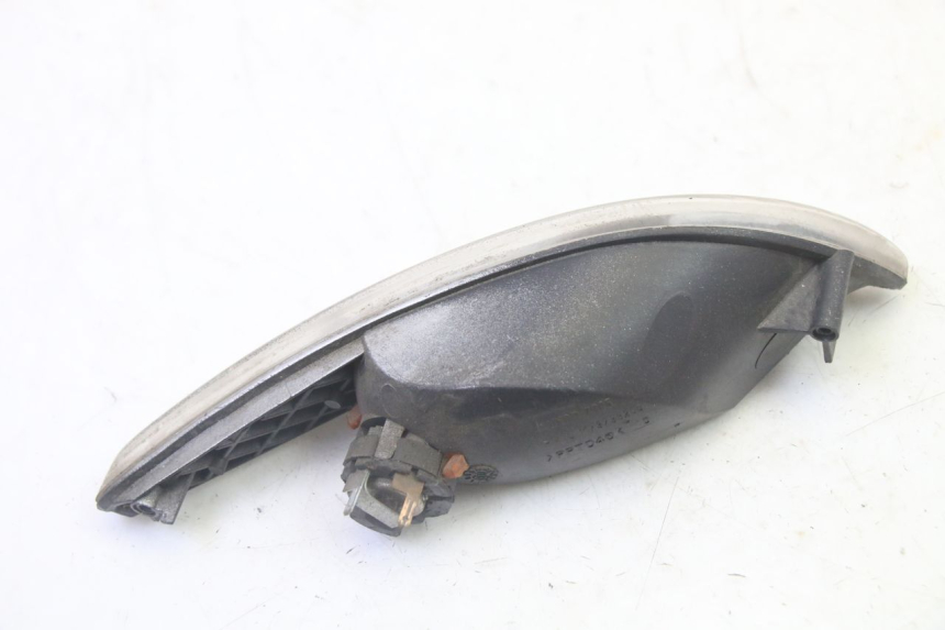 photo de INTERMITENTE TRASERO DERECHO PEUGEOT ELYSTAR 50 (2002 - 2014)