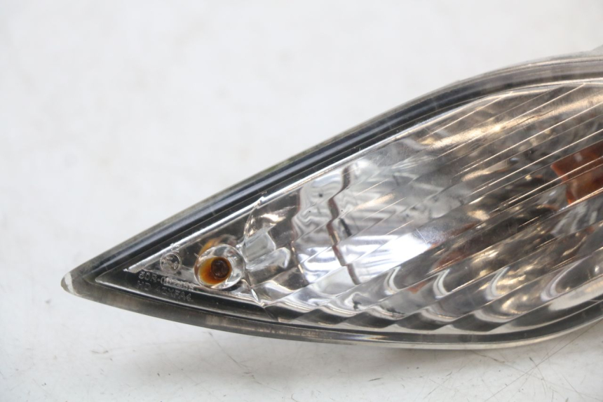 photo de TRASERO DERECHO INTERMITENTE SYM FIDDLE 3 III 50 (2014 - 2020)