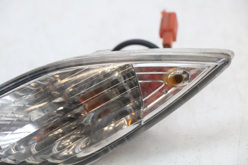photo de TRASERO DERECHO INTERMITENTE SYM FIDDLE 3 III 50 (2014 - 2020)