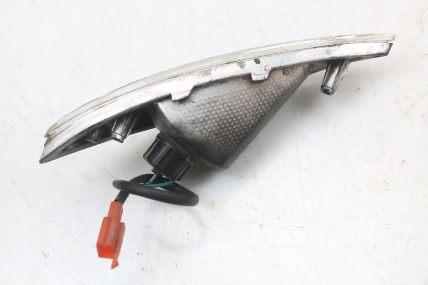 photo de TRASERO DERECHO INTERMITENTE SYM FIDDLE 3 III 50 (2014 - 2020)