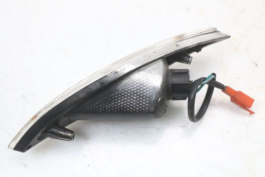 photo de TRASERO DERECHO INTERMITENTE SYM FIDDLE 3 III 50 (2014 - 2020)