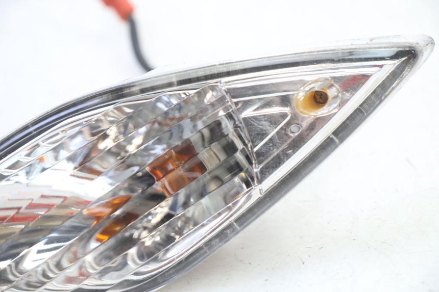 photo de TRASERO DERECHO INTERMITENTE SYM FIDDLE 3 III 50 (2014 - 2020)