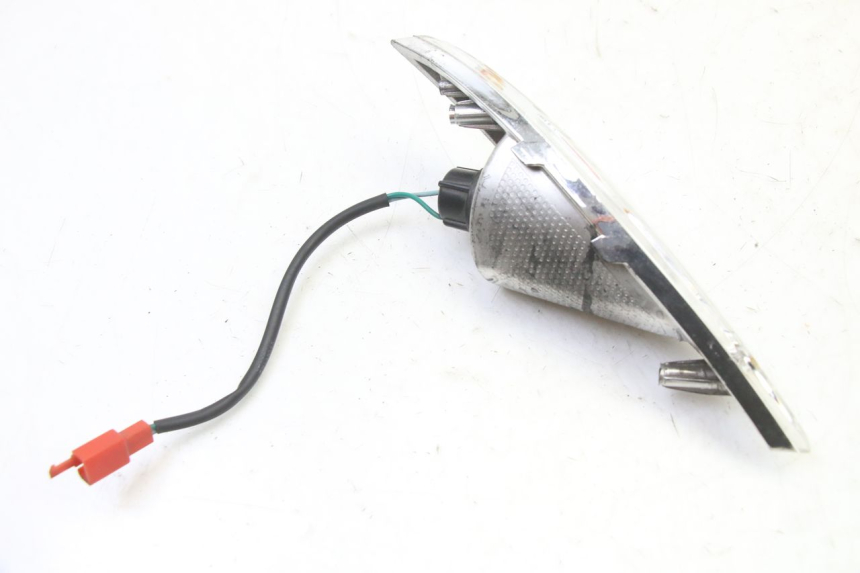 photo de TRASERO DERECHO INTERMITENTE SYM FIDDLE 3 III 50 (2014 - 2020)