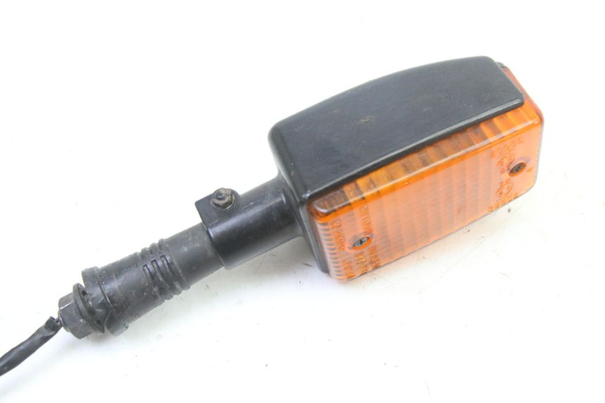 photo de TRASERO DERECHO INTERMITENTE YAMAHA FJ 36Y 1100 (1984 - 1985)
