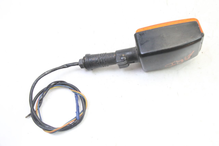 photo de TRASERO DERECHO INTERMITENTE YAMAHA FJ 36Y 1100 (1984 - 1985)