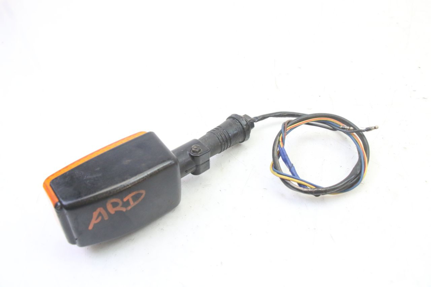 photo de TRASERO DERECHO INTERMITENTE YAMAHA FJ 36Y 1100 (1984 - 1985)