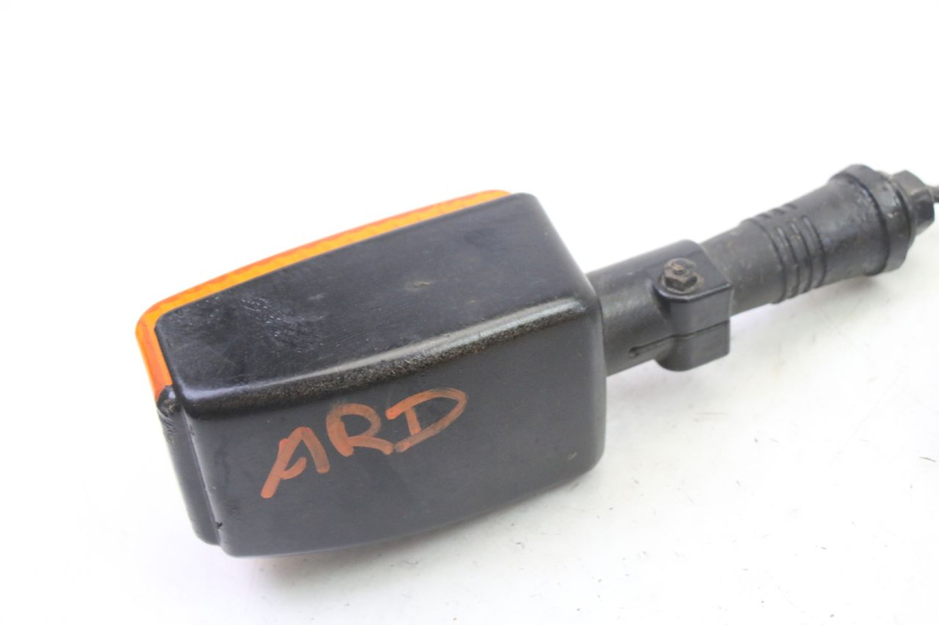 photo de TRASERO DERECHO INTERMITENTE YAMAHA FJ 36Y 1100 (1984 - 1985)