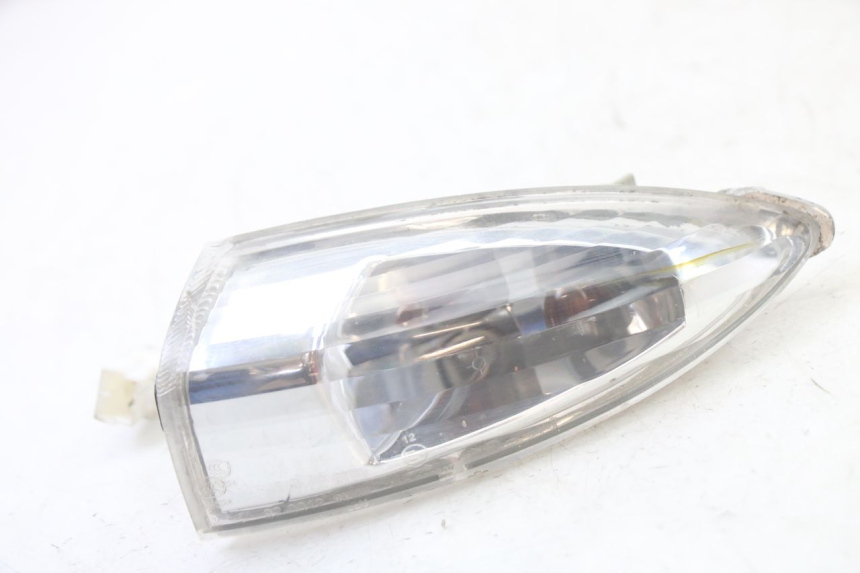photo de INTERMITENTE TRASERO DERECHO PIAGGIO FLY 2T 50 (2004 - 2017)