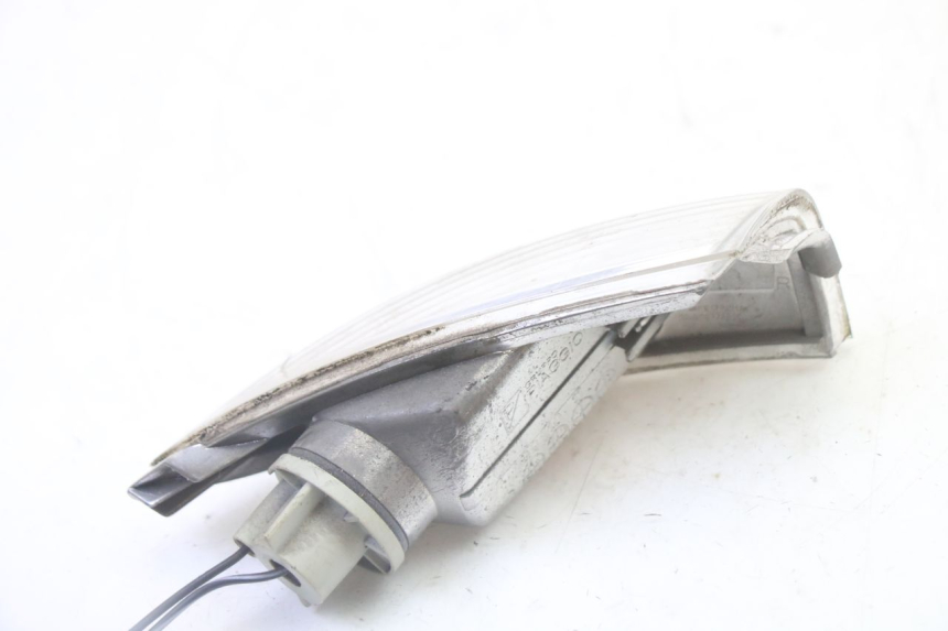 photo de INTERMITENTE TRASERO DERECHO PIAGGIO FLY 2T 50 (2004 - 2017)