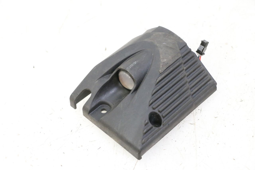 photo de TRASERO DERECHO INTERMITENTE KUKIRIN G2 MASTER 1