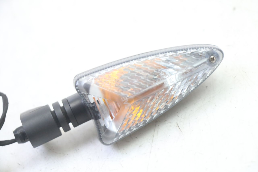 photo de TRASERO DERECHO INTERMITENTE BMW G310 R 310 (2016 - 2020)