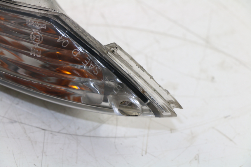 photo de TRASERO DERECHO INTERMITENTE KYMCO GRAND DINK 125 (2002 - 2007)