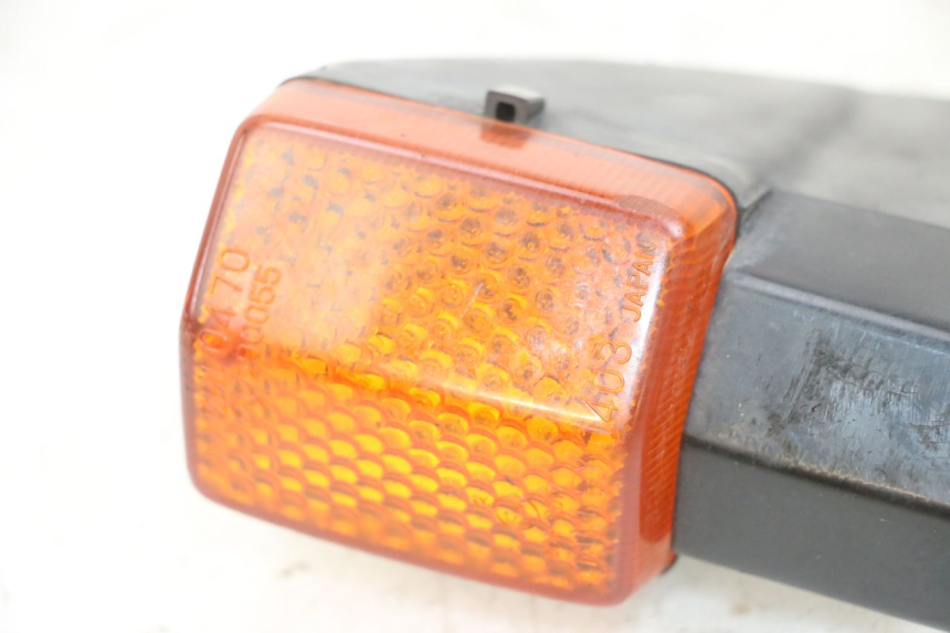 photo de TRASERO DERECHO INTERMITENTE HONDA CBR F 1000 (1993 - 1996)