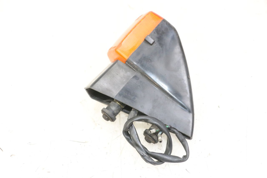 photo de TRASERO DERECHO INTERMITENTE HONDA CBR F 1000 (1993 - 1996)