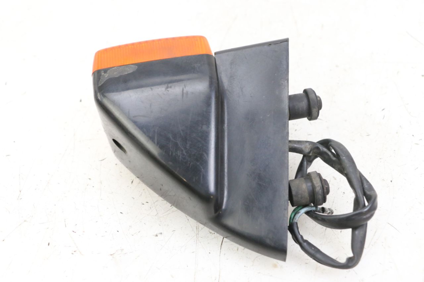 photo de TRASERO DERECHO INTERMITENTE HONDA CBR F 1000 (1993 - 1996)