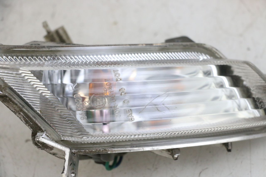 photo de INTERMITENTE TRASERO DERECHO KYMCO LIKE 125 (2009 - 2016) - Zoom estado de uso