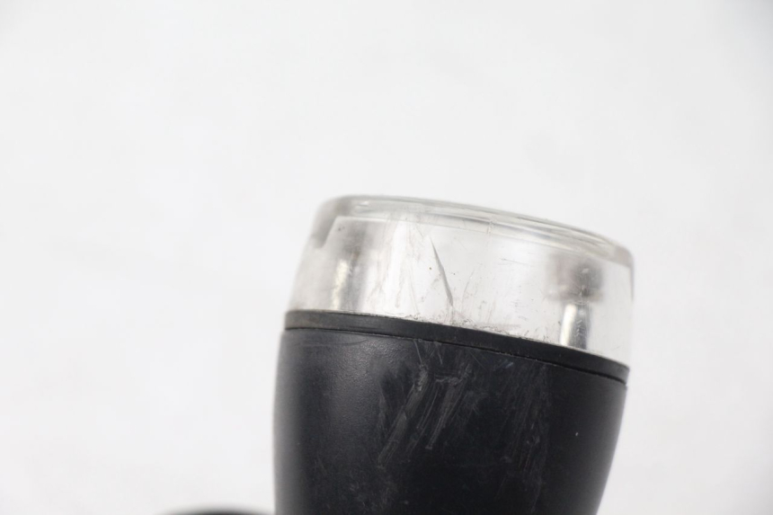 photo de TRASERO DERECHO INTERMITENTE SYM ORBIT 2 4T 50 (2008 - 2017)