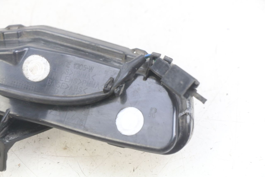 photo de INTERMITENTE TRASERO DERECHO PEUGEOT DJANGO 4T 50 (2014 - 2019)