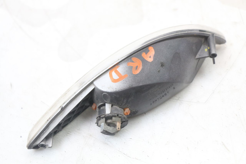 photo de INTERMITENTE TRASERO DERECHO PEUGEOT ELYSTAR 50 (2002 - 2014)