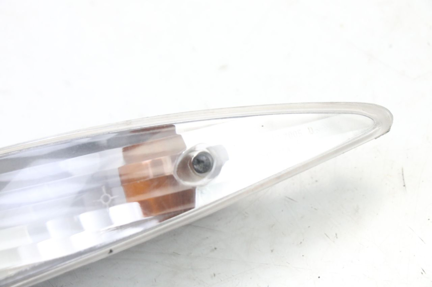 photo de INTERMITENTE TRASERO DERECHO PEUGEOT ELYSTAR 50 (2002 - 2014)