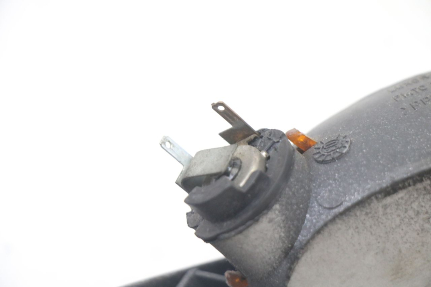 photo de INTERMITENTE TRASERO DERECHO PEUGEOT ELYSTAR 50 (2002 - 2014)