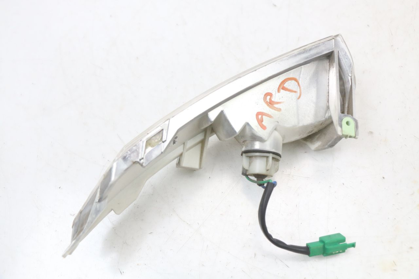 photo de TRASERO DERECHO INTERMITENTE PEUGEOT GEOPOLIS RS 125 (2007 - 2009)