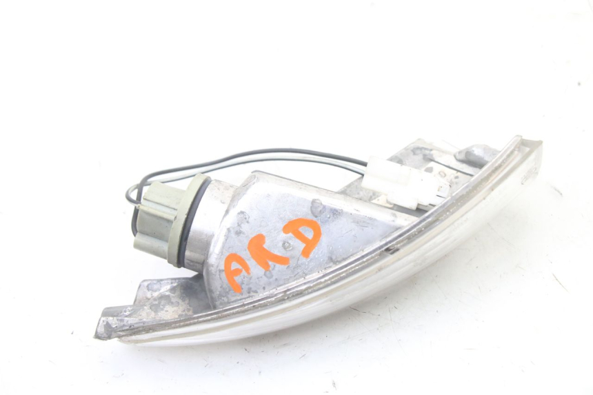 photo de INTERMITENTE TRASERO DERECHO PIAGGIO FLY 2T 50 (2004 - 2017)