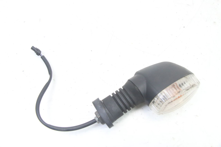 photo de TRASERO DERECHO INTERMITENTE PIAGGIO MP3 LT 400 (2007 - 2012)