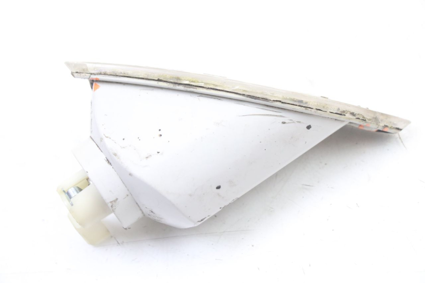 photo de TRASERO DERECHO INTERMITENTE PIAGGIO VESPA GRANTURISMO 125 (2003 - 2007)