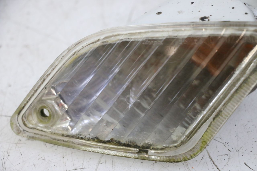 photo de TRASERO DERECHO INTERMITENTE PIAGGIO VESPA GRANTURISMO 200 (2004 - 2005)