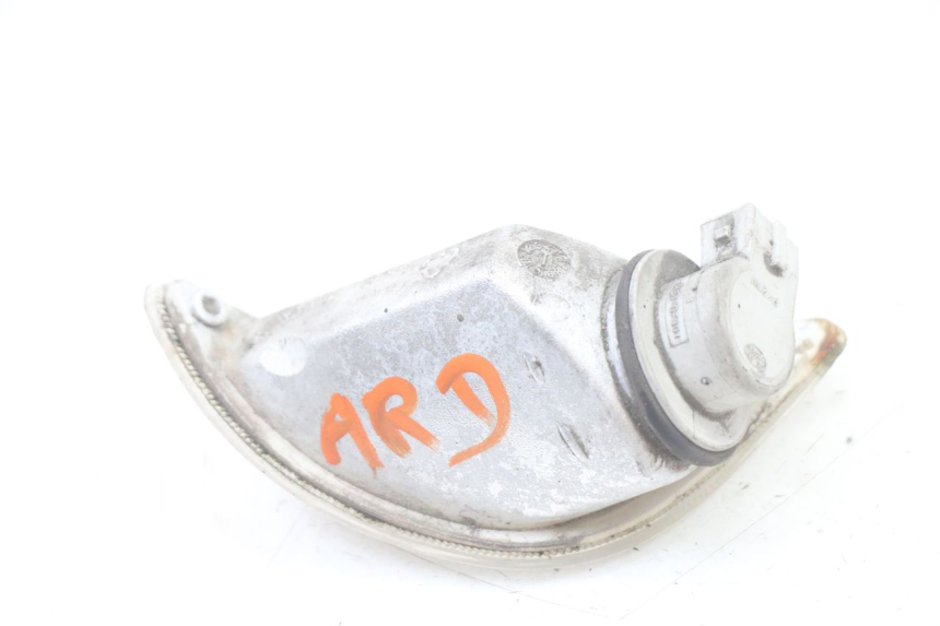 photo de TRASERO DERECHO INTERMITENTE PIAGGIO VESPA LX 2T 50 (2005 - 2013)