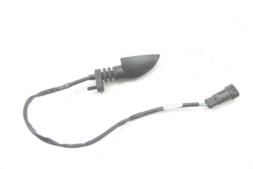 photo de TRASERO DERECHO INTERMITENTE LIGIER PULSE 3 1 (2014 - 2020) - Otra perspectiva