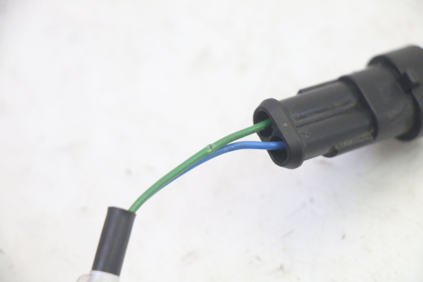 photo de TRASERO DERECHO INTERMITENTE LIGIER PULSE 3 1 (2014 - 2020) - Primer plano técnico