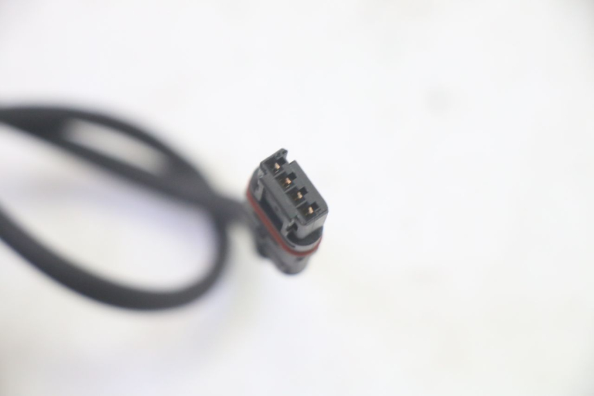 photo de TRASERO DERECHO INTERMITENTE BMW R GS 1250 (2021 - 2024) - Primer plano técnico