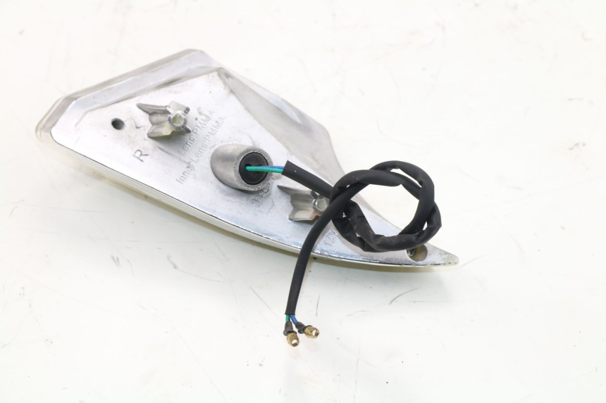 photo de TRASERO DERECHO INTERMITENTE S-RIDER CAPRI 2T 50 (2010 - 2017)