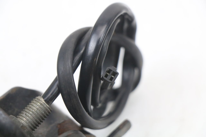 photo de TRASERO DERECHO INTERMITENTE SUZUKI VL INTRUDER 125 (2004 - 2007)