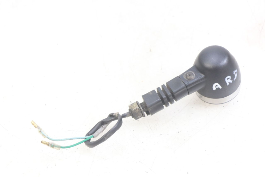 photo de INTERMITENTE TRASERO DERECHO DAELIM VJ ROADWIN FI 125 (2008 - 2017)