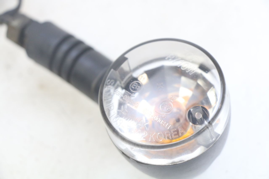 photo de INTERMITENTE TRASERO DERECHO DAELIM VJ ROADWIN FI 125 (2008 - 2017)