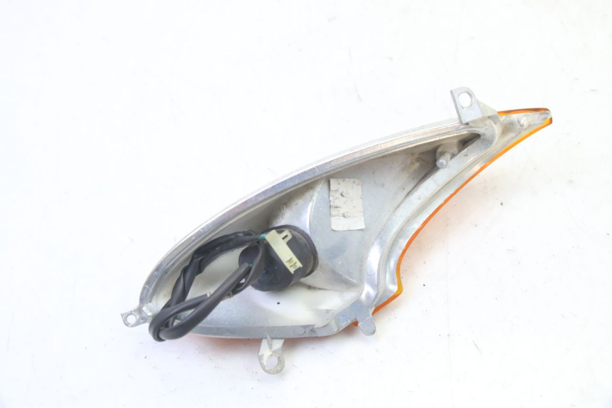 photo de TRASERO DERECHO INTERMITENTE HONDA X8R 50 (1998 - 2003)