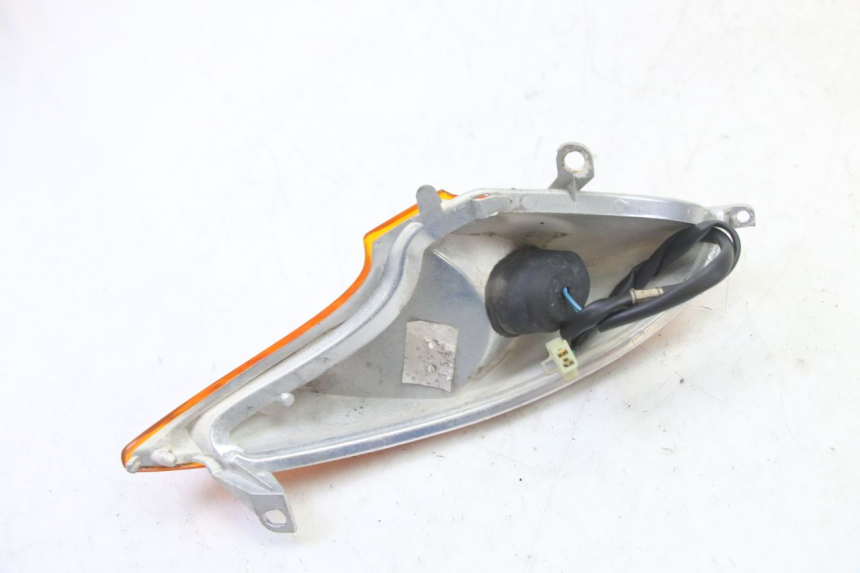 photo de TRASERO DERECHO INTERMITENTE HONDA X8R 50 (1998 - 2003)