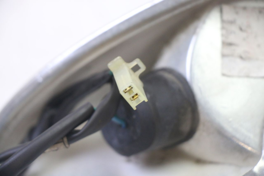 photo de TRASERO DERECHO INTERMITENTE HONDA X8R 50 (1998 - 2003)