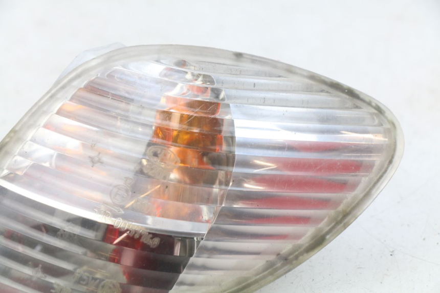 photo de INTERMITENTE TRASERO DERECHO PIAGGIO X9 EVOLUTION 125 (2003 - 2007)