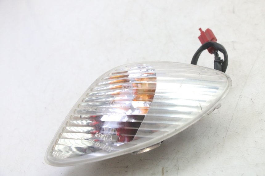 photo de INTERMITENTE TRASERO DERECHO PIAGGIO X9 EVOLUTION 125 (2003 - 2007)