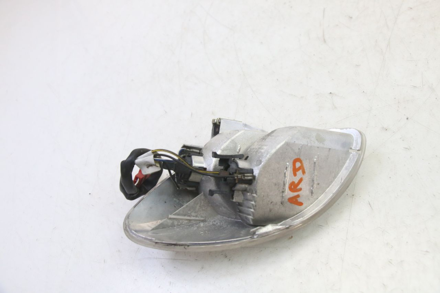 photo de INTERMITENTE TRASERO DERECHO PIAGGIO X9 EVOLUTION 125 (2003 - 2007)