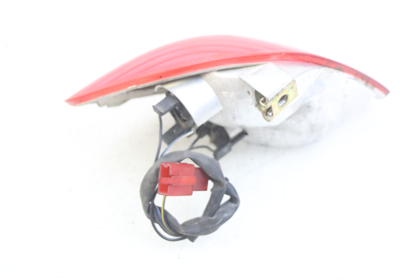 photo de INTERMITENTE TRASERO DERECHO PIAGGIO X9 125 (2000 - 2003)