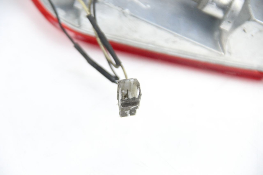 photo de INTERMITENTE TRASERO DERECHO PIAGGIO XEVO - X EVO 125 (2007 - 2016)