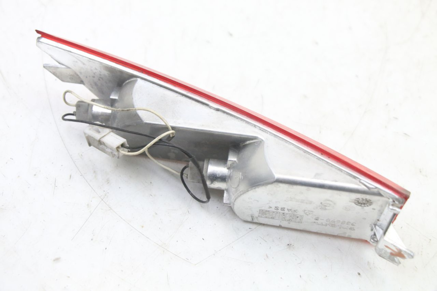 photo de INTERMITENTE TRASERO DERECHO PIAGGIO XEVO - X EVO 125 (2007 - 2016) - Vista general del producto