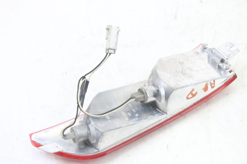 photo de INTERMITENTE TRASERO DERECHO PIAGGIO XEVO - X EVO 125 (2007 - 2016)